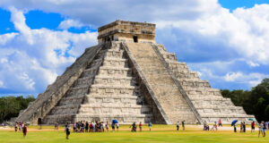 chichen-itza-ruins