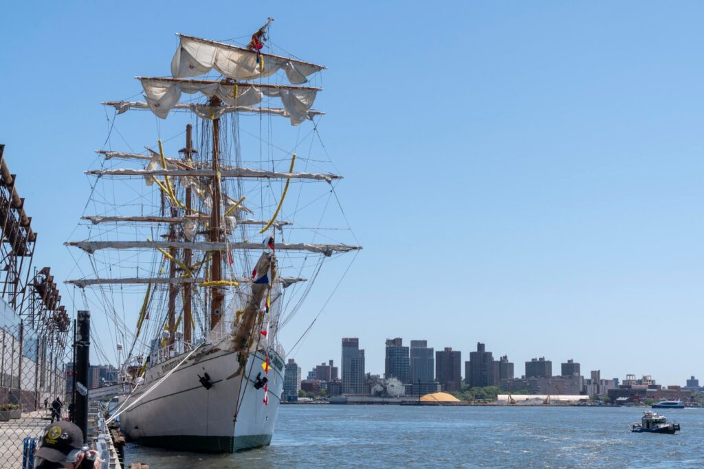 WhatsApp Image 2025-09-18 at 08.58.22